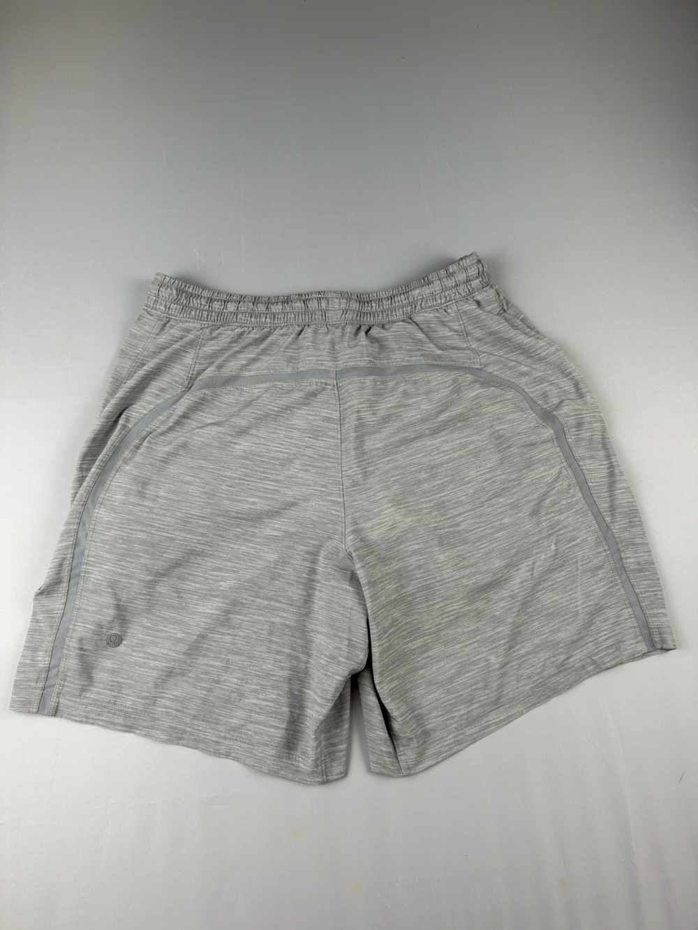 Lululemon Pace Breaker Lined short 7” inseam size Medium